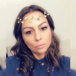 Meet your Posher, Aline